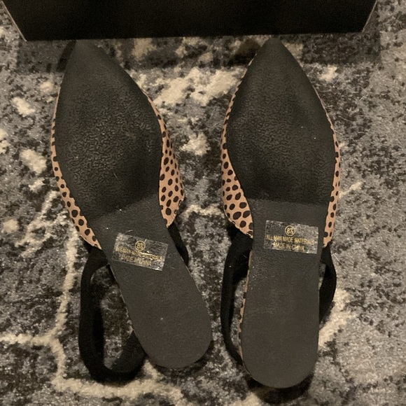 Lulu’s Animal Print Pointed-Toe Slingbacks - Picture 4 of 4